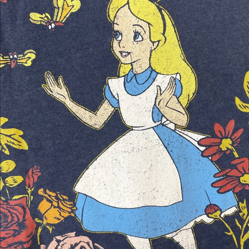 Navy Blue Alice in Wonderland T-Shirt. Cool tee. Well worn but comfy. - Picture 4 of 6